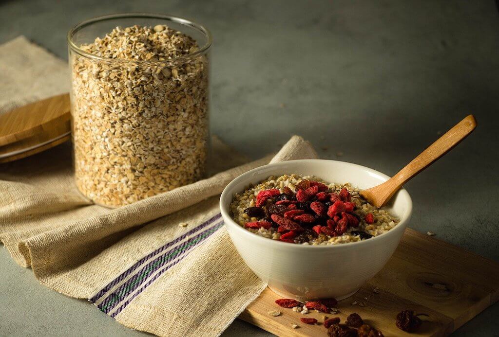 Le porridge aux flocons d'avoine